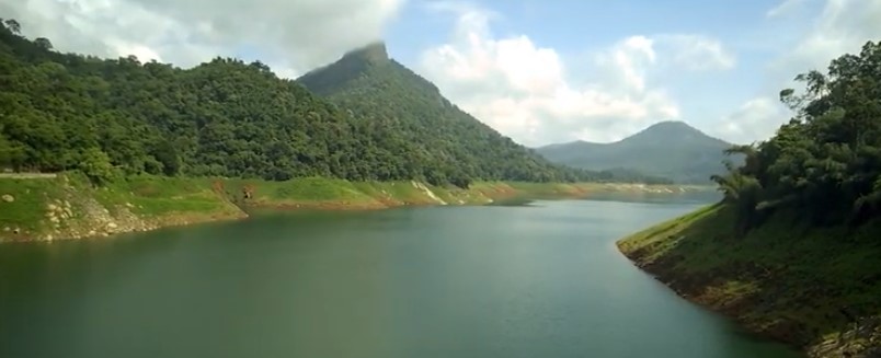 Idamalayar Dam View