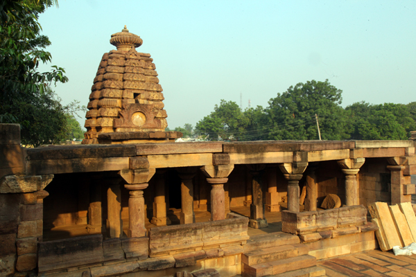 Aihoḷe Temple