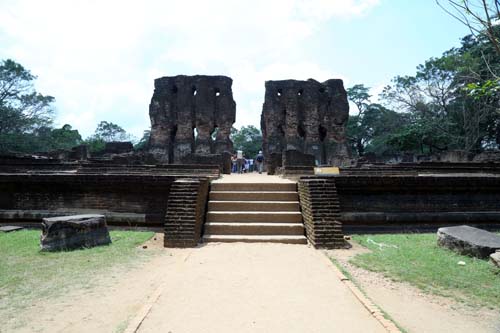 കൌണ്‍സില്‍ ചേബര്‍