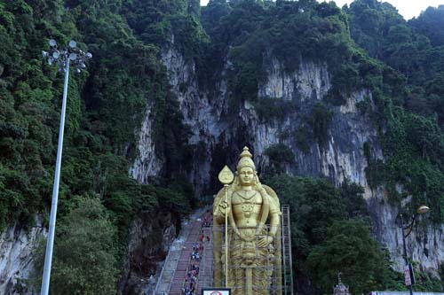 മുരുകന്‍റെ പ്രതിമ