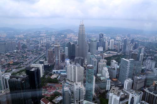 കെ ല്‍ ടവറില്‍ നിന്നുള്ള ക്വാലാലംപൂരിന്‍റെ ആകാശ കാഴ്ച്ച