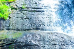 kuttaalam waterfalls tenkasi