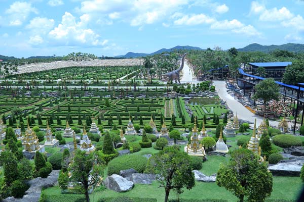 നോങ് നോച്ച് വില്ലേജ് ബോട്ടാണിക്കല്‍ ഗാഡന്‍