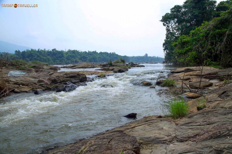 Panieli Poru waterfalls – Perumbavoor TrampTraveller